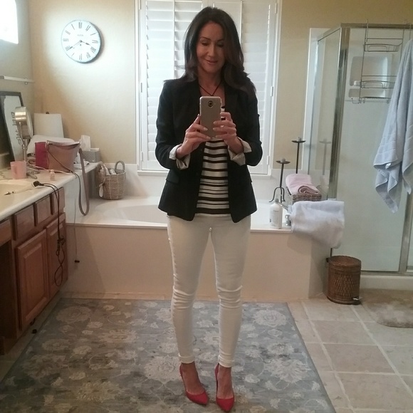 Meet your Posher, Wendy - Picture 4 of 8